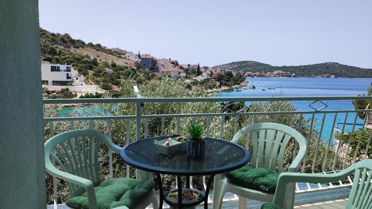 Rogoznica Seafront Apartment - Kalebova Luka エクステリア 写真