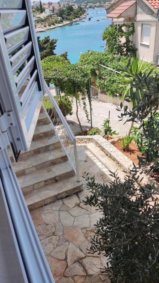 Rogoznica Seafront Apartment - Kalebova Luka エクステリア 写真